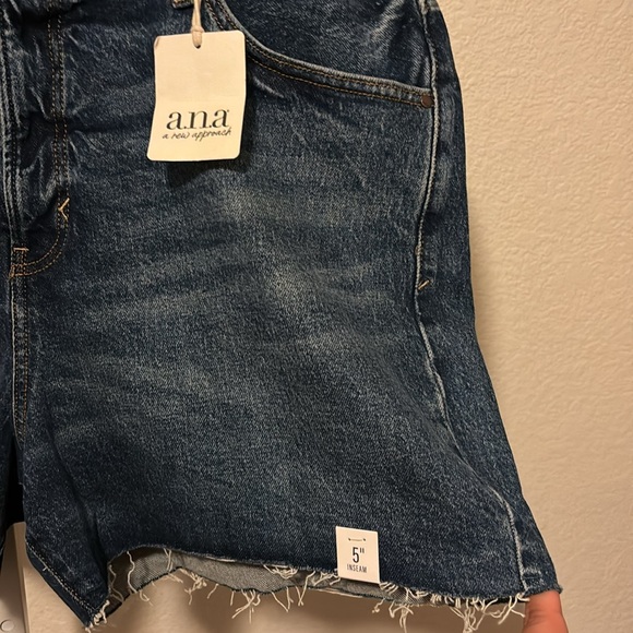 New Jean shorts high rise - Picture 4 of 5